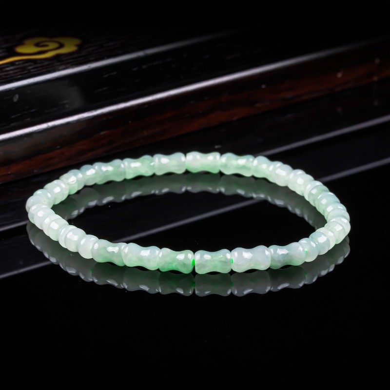 Jewelry & Watches Spółka Z Ograniczoną Odpowiedzialnością Sp Z Oo - New Real Natural A Good Jade