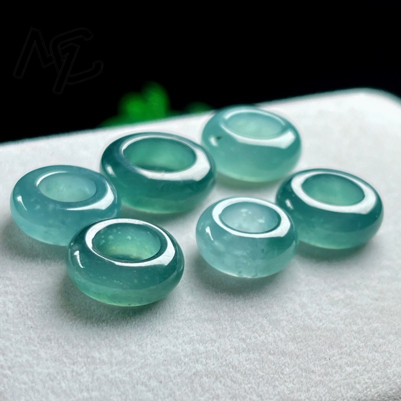 Natural Emerald Blue Water Luc - Jewelry & Watches Spółka Z Ograniczoną Odpowiedzialnością Sp Z Oo review and price